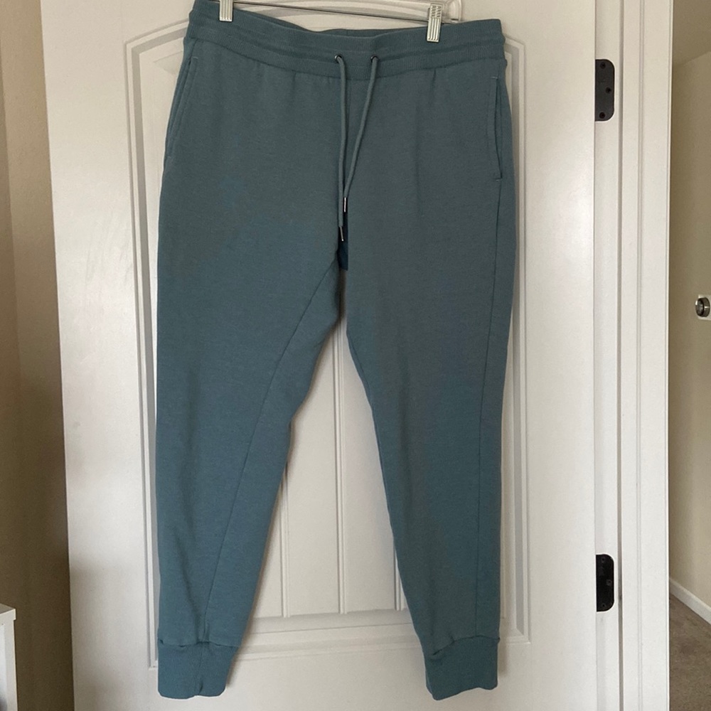 90 Degree women’s green jogger sweatpants size L